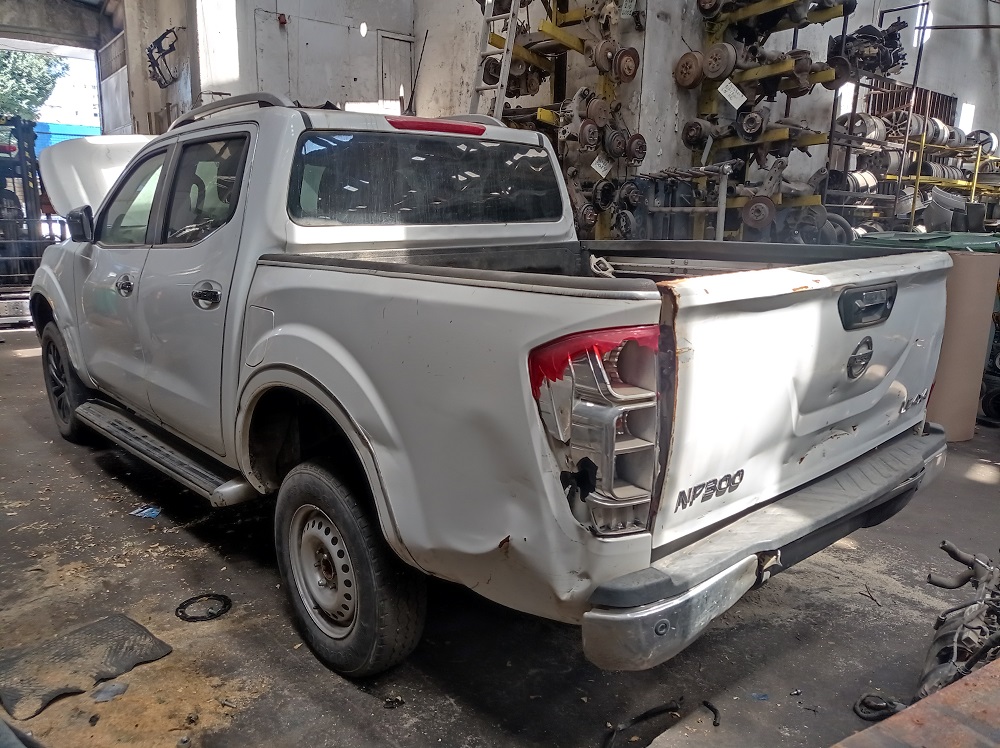 CULATA Nissan NP 300 2015  USADA  EN DESARME